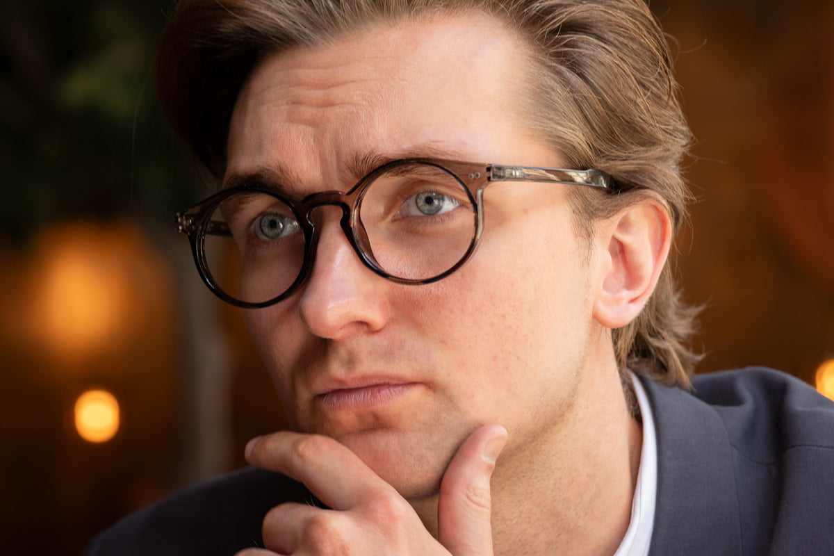 ASH transp grey Reading Glasses