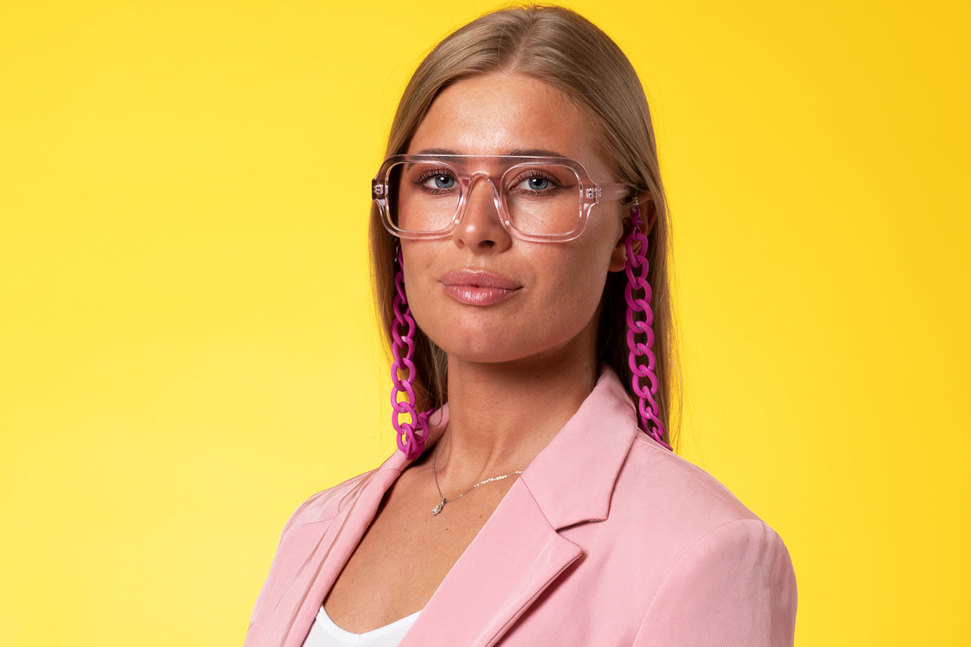 SIGGE transp. pink Reading Glasses. Få kvar i lager!