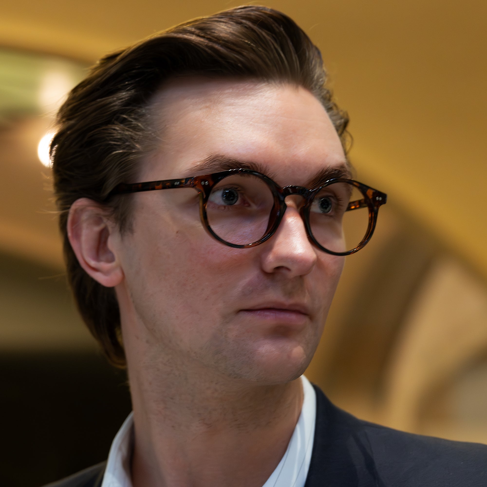 HANS turtle brown botton milky Reading Glasses