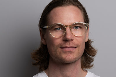 MATS front transp creme Reading Glasses
