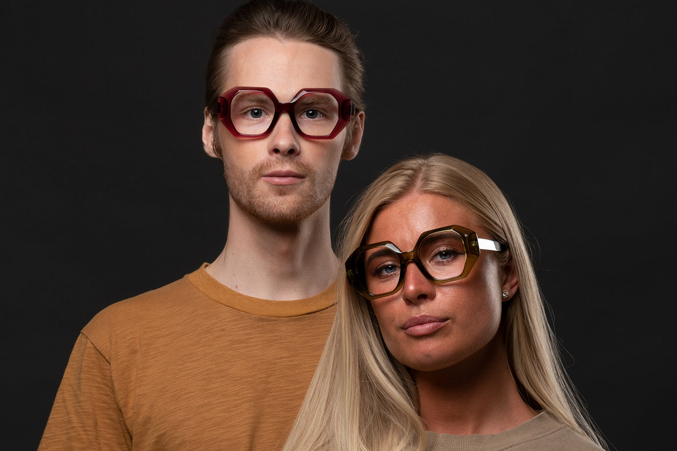 RACHEL transp. olive Reading glasses. SALE 25%. Keep in stock.