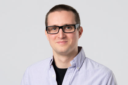 HUNT off-white Reading Glasses. 25% discount. Keep in stock