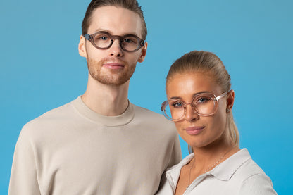 LOGAN Transp. Gray reading glasses